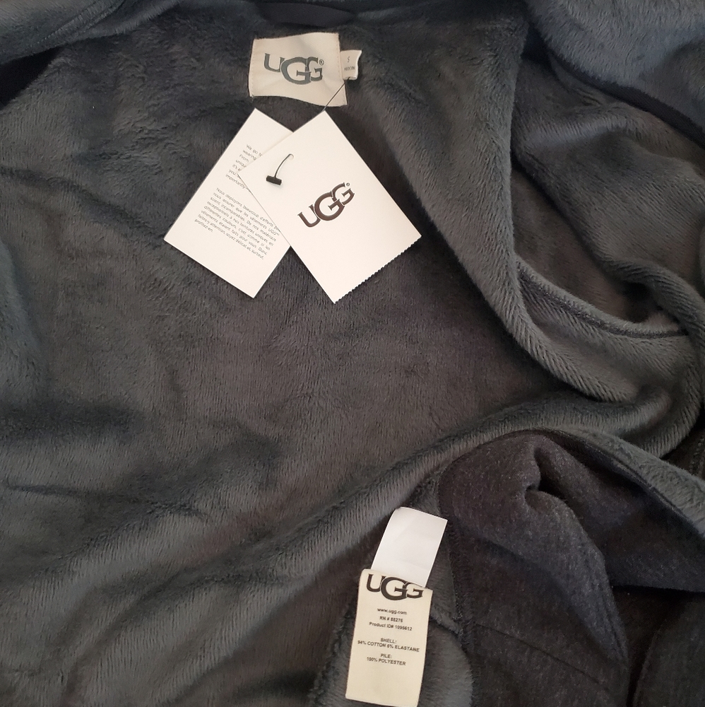 Very Soft Ugg Robe - Picture 4 of 6
